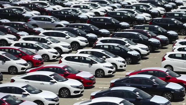 Nhập khẩu ô tô nguyên chiếc trong tháng 8/2023 giảm mạnh